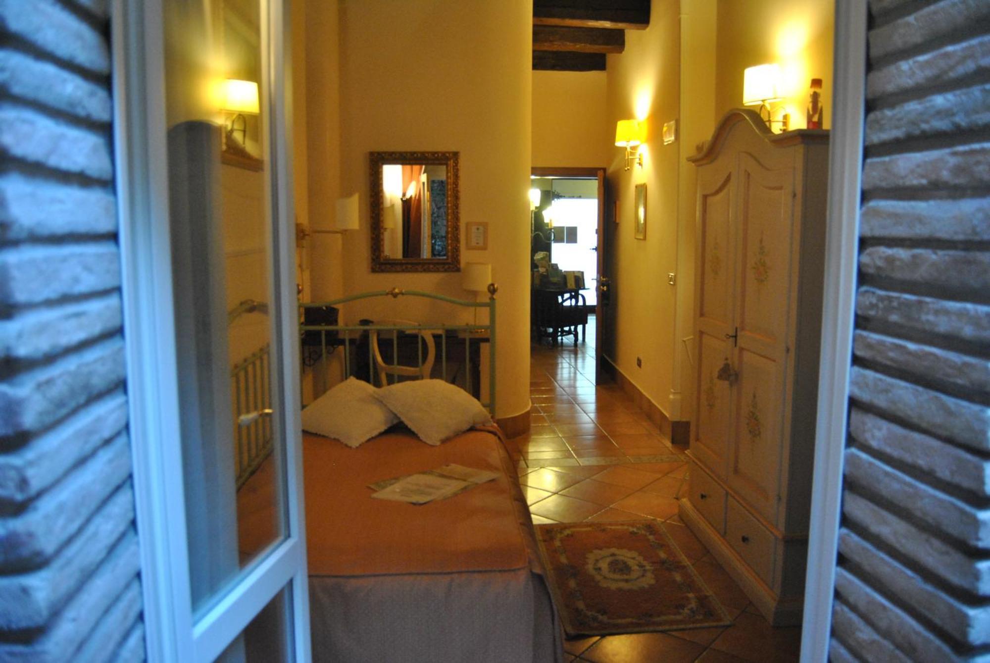 Mondo Antico B&B Чезена Екстериор снимка