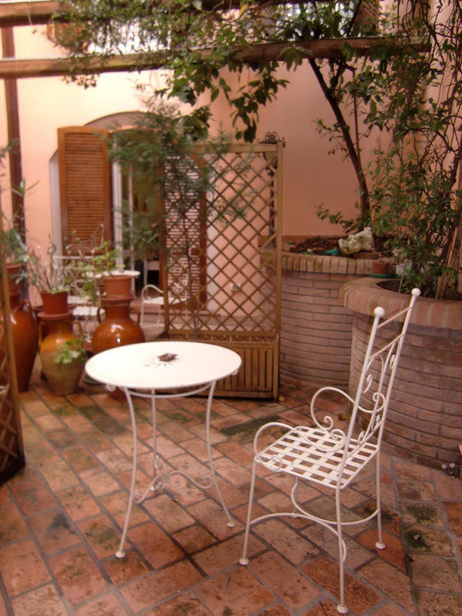 Mondo Antico B&B Чезена Стая снимка