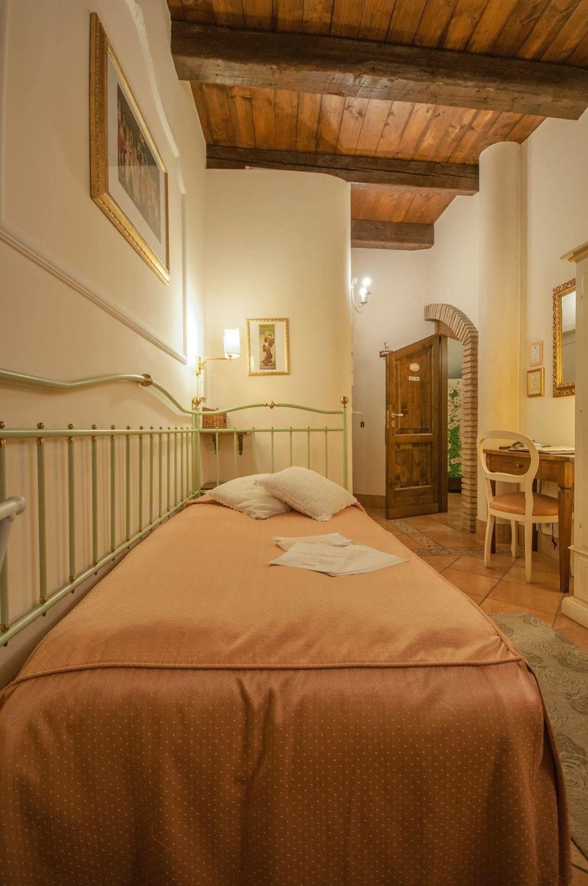 Mondo Antico B&B Чезена Екстериор снимка